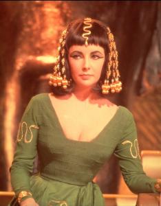 Elizabeth as Cleopatra